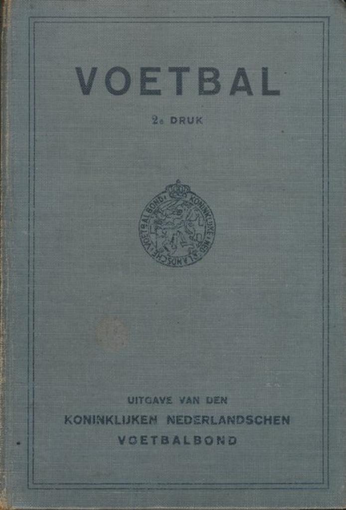(sp75) Voetbal, een handleiding voor het spel, 1931, Boeken, Sportboeken, Verzenden