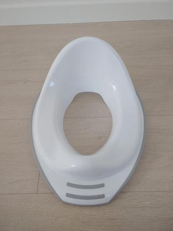 Toiletbril verkleiner beschikbaar voor biedingen
