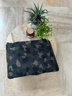 Sweaterstof camouflage met gouddraad 170L x 150B, Hobby en Vrije tijd, Stoffen en Lappen, Ophalen, Overige materialen, Overige kleuren