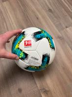Official matchball adidas torfabrik, Sport en Fitness, Voetbal, Ophalen of Verzenden, Zo goed als nieuw, Bal