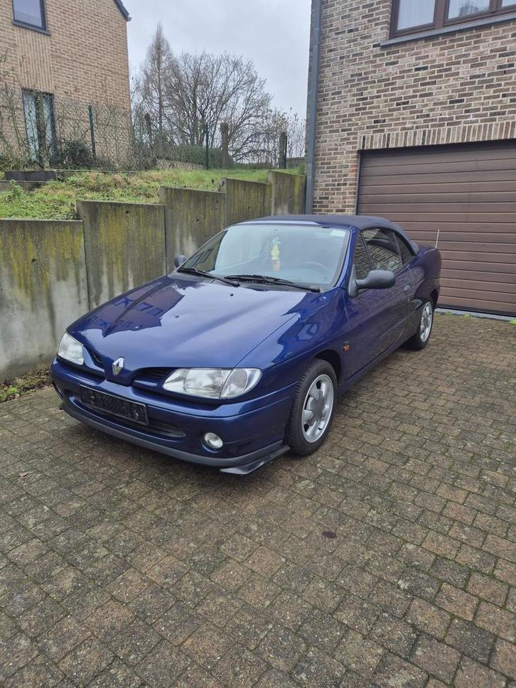 Renault Megane cabriolet 113000km deja prête à immatriculer, Autos, Renault, Particulier, Mégane, ABS, Airbags, Vitres électriques