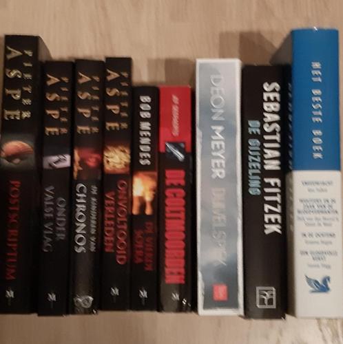 9 Misdaadromans., Boeken, Detectives, Zo goed als nieuw, Ophalen