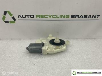Raammotor Links Achter Volkswagen Golf 7 5Q4959811A beschikbaar voor biedingen
