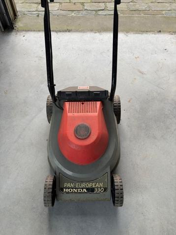 Honda 330 Elektrische grasmachine beschikbaar voor biedingen
