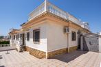 Sfeervolle Gelijkvloerse Bungalow met Hoekterras en Solarium, Dorp, Woonhuis, 3 kamers, 70 m²