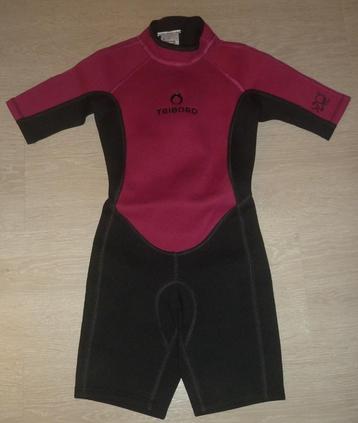 Wetsuit - shorty    8 jaar   €10 beschikbaar voor biedingen