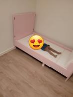 Lit bébé Ikea BUSUNGE, ROSE, 80 x 200 cm, Enfants & Bébés, Chambre d'enfant | Lits, Comme neuf, Matelas, Enlèvement ou Envoi
