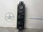 Elektrisch Raam Schakelaar van een Mercedes Viano, Gebruikt, -, -, 3 maanden garantie