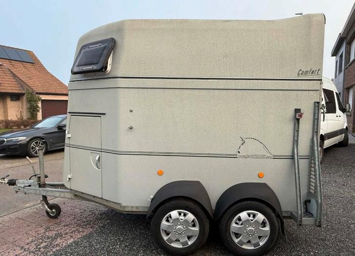 Bockmann Comfort 2011 zadelkamer 2 p in mooi staat, Dieren en Toebehoren, Paarden en Pony's | Trailers en Aanhangwagens, Zo goed als nieuw