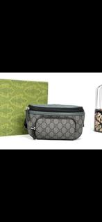 Gucci schoudertassen - Nieuw, Handtassen en Accessoires, Tassen | Schoudertassen, Ophalen of Verzenden, Zo goed als nieuw