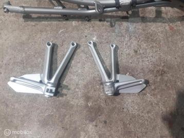 Voetsteun voetsteps duosteunen duo steun 749 999 beschikbaar voor biedingen