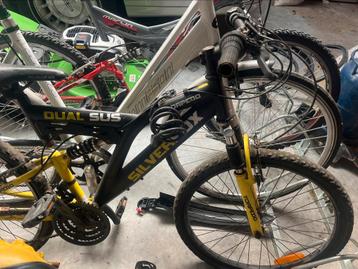 Jongens fiets beschikbaar voor biedingen