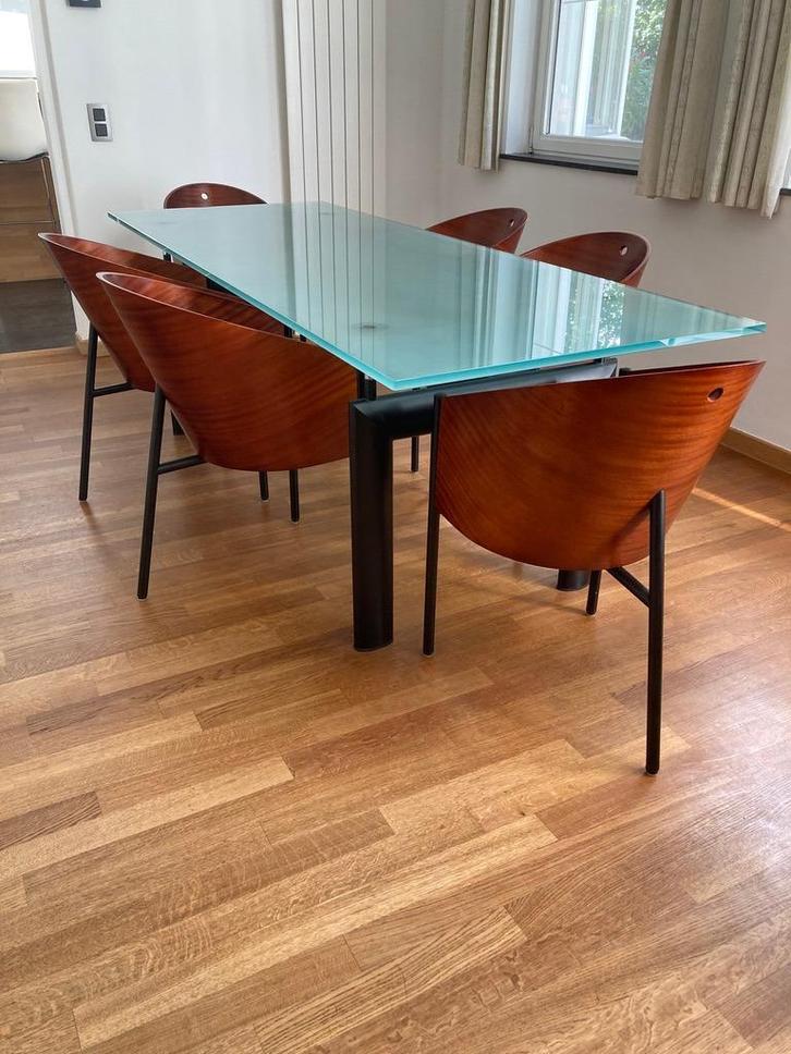 LC6 eettafel Le Corbusier, Antiek en Kunst, Antiek | Meubels | Stoelen en Sofa's, Ophalen