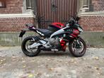 Aprilia RS 457 Racing Stripes bj 2024 met 1300 km, Motoren, Bedrijf