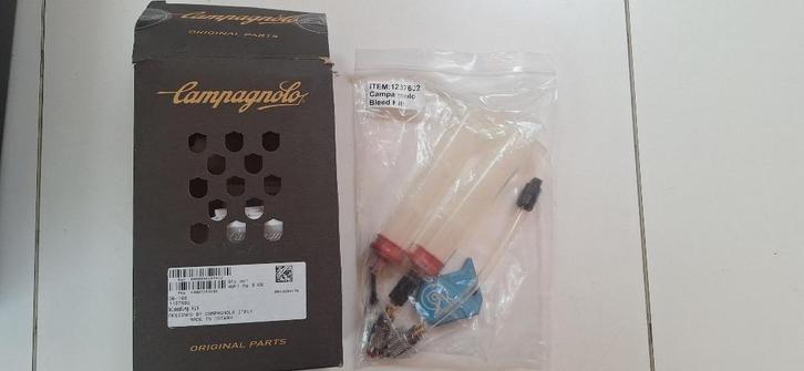 Campagnolo DB-100 bleeding kit en minerale olie, Fietsen en Brommers, Fietsaccessoires | Fietsgereedschap, Zo goed als nieuw, Remgereedschap