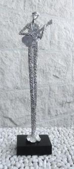 Diverse Muziek beeldjes / Dansers / Gitarist enz.l (nieuw)