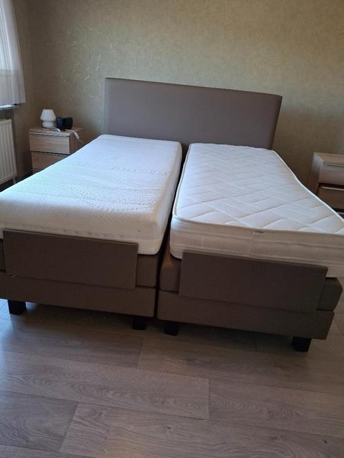 boxspring, Huis en Inrichting, Slaapkamer | Boxsprings, Zo goed als nieuw, 160 cm, 200 cm, Tweepersoons, Grijs, Ophalen