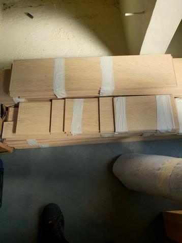 Parket of laminaat ik heb hier 13 pakken liggen beschikbaar voor biedingen