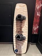 Ronix wakeboard met liquid force bindingen., Ophalen, Zo goed als nieuw