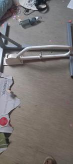 Opstaander rek voor bed plus beugel voor wc, Diversen, Ophalen, Zo goed als nieuw