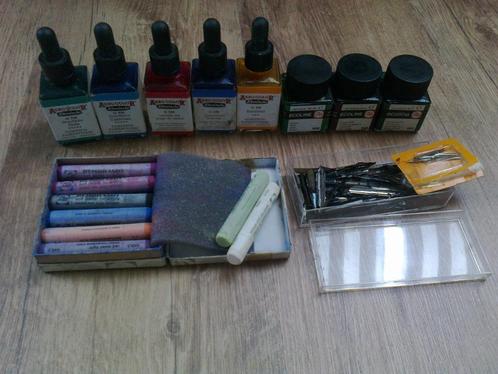 Tekenmateriaal ( aerocolor, pastels, pennen...), Hobby en Vrije tijd, Tekenen, Gebruikt, Ophalen of Verzenden