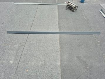 dakrand 7016 3x2500 +1 binnenhoek beschikbaar voor biedingen