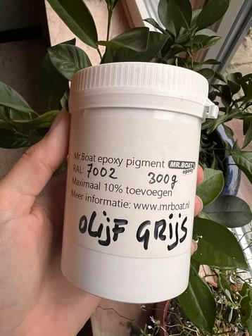 Epoxy pigment in ral kleur - ongeopend! - olijf grijs  beschikbaar voor biedingen