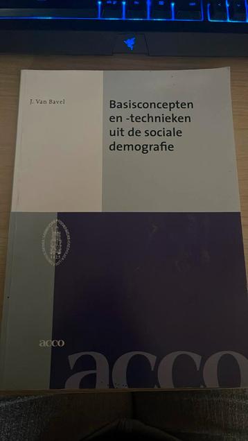 Basisconcepten en -technieken de sociale demografie beschikbaar voor biedingen