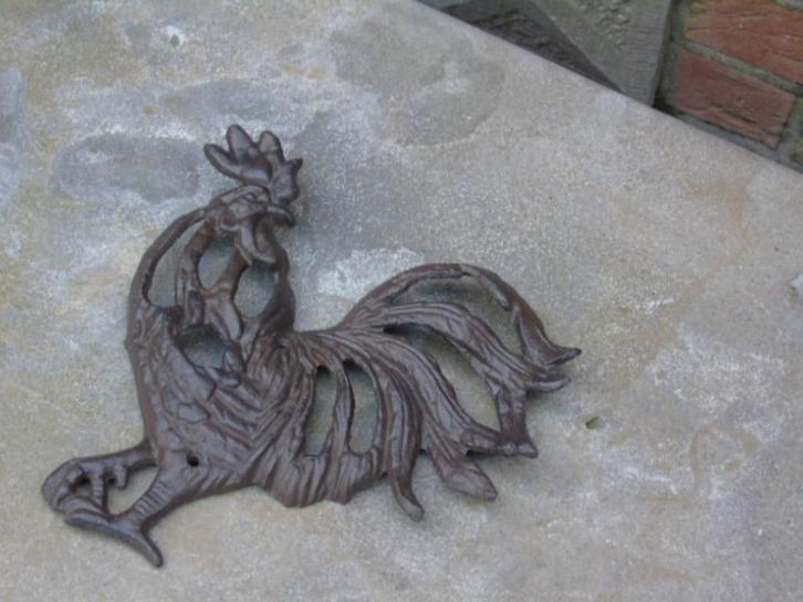 Haan, bruin gietijzeren wandfronton., Tuin en Terras, Tuinwanddecoratie, Nieuw, Ophalen