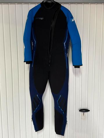 Duikpak Camaro evostretch alpha 7 - maat 27 - XLS beschikbaar voor biedingen