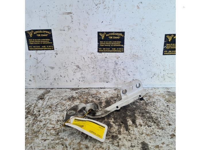 Charnière capot d'un Ford B-Max, Autos : Pièces & Accessoires, Autres pièces automobiles, Ford, Utilisé, 3 mois de garantie, Enlèvement ou Envoi