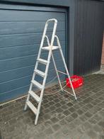 Ladder 5 treden, Doe-het-zelf en Bouw, Ladders en Trappen, Ophalen, Zo goed als nieuw, Ladder