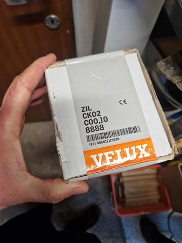 Velux vliegenraam  beschikbaar voor biedingen
