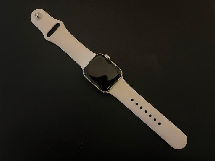 Apple Watch SE (2nd generation), Telecommunicatie, Mobiele telefoons | Toebehoren en Onderdelen, Zo goed als nieuw, Ophalen