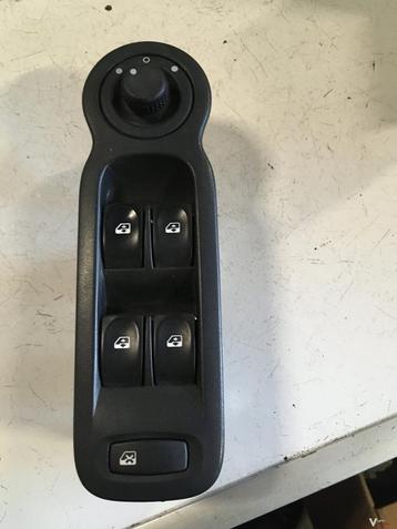 Renault Modus 2004 Raamschakelaar met spiegelbed. beschikbaar voor biedingen