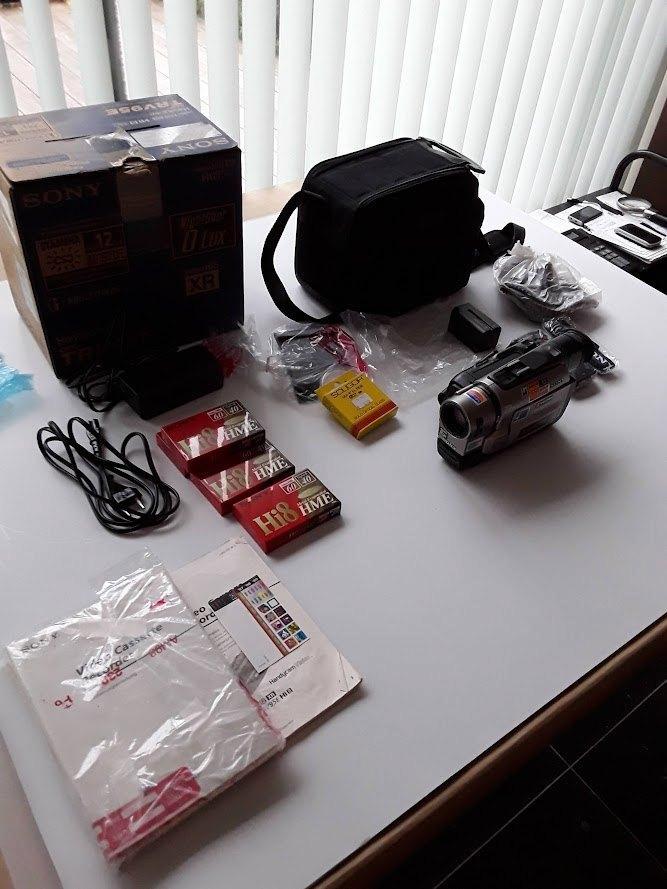 Sony Handycam TRV95E met alle toebehoren en perfecte werking, Audio, Tv en Foto, Videocamera's Digitaal, Zo goed als nieuw, Camera