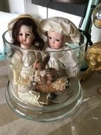 Cloche avec de jolies poupées anciennes, Antiquités & Art, Antiquités | Jouets, Enlèvement ou Envoi