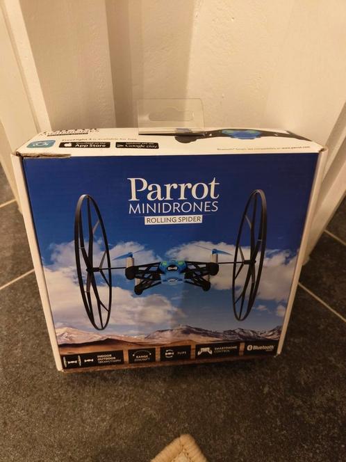 Parrot AR drone, Hobby en Vrije tijd, Modelbouw | Radiografisch | Helikopters en Quadcopters, Zo goed als nieuw, Quadcopter of Multicopter