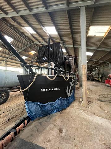 Carnavalswagen beschikbaar voor biedingen