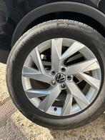 Jantes vw tiguan 2023 pneus été continental 235/55/18, Autos : Pièces & Accessoires, Pneus été, Enlèvement, Pneu(s), 18 pouces