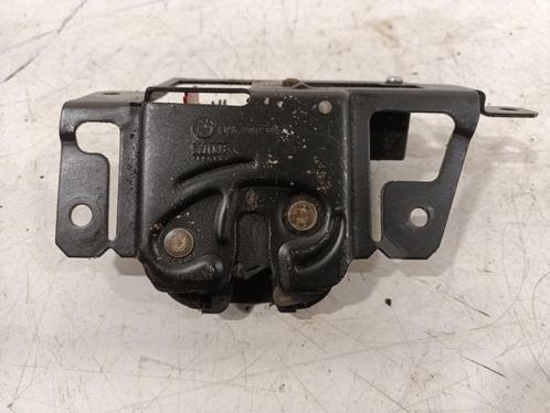 SLOTVANGER ACHTERKLEP ELEKTR. BMW X3 (E83) (51247057364), Auto-onderdelen, Carrosserie, Achterklep, BMW, Gebruikt