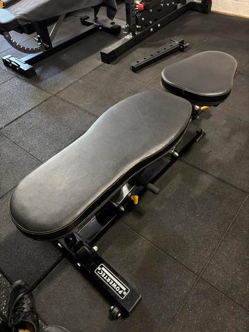 Bench powertec qualité pro, Sports & Fitness, Équipement de fitness, Enlèvement, Comme neuf