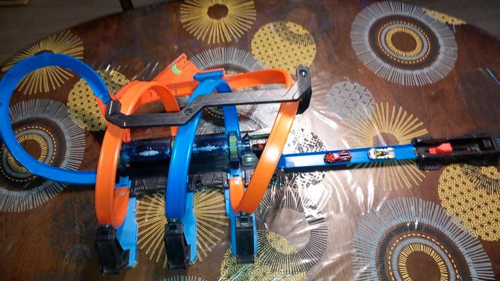 Racebaan Hot Wheels Kurkentrekker, Kinderen en Baby's, Speelgoed | Racebanen, Racebaan, Hot Wheels, Ophalen