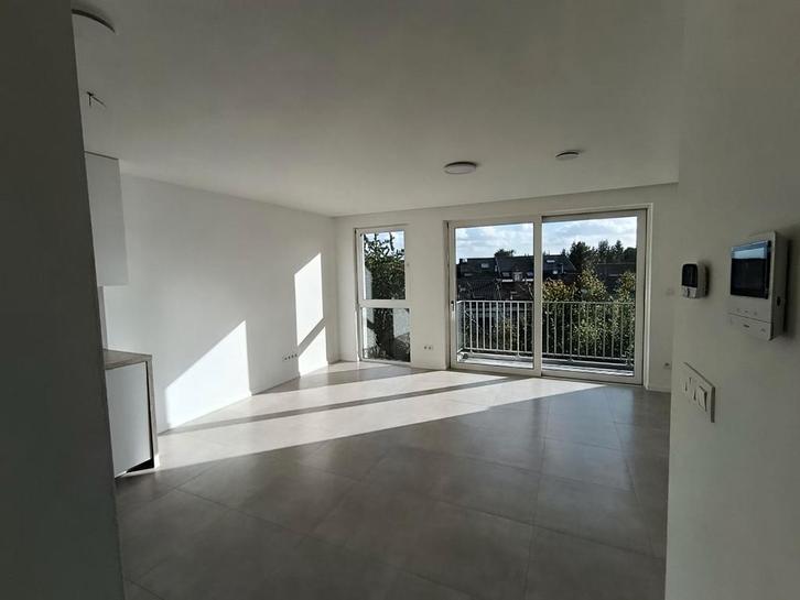 NIEUW APPARTEMENT, ECO, ZONNEPANELEN, KELDER, BALKON, Immo, Huizen te huur, Brussel, Appartement, Direct bij eigenaar