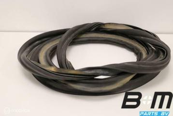Achterkleprubber VW Tiguan Allspace 5NA827705 beschikbaar voor biedingen