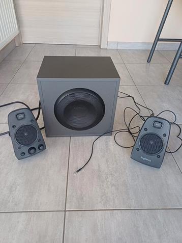 Logitech speakers+bass en extra set speaker, Enlèvement, Comme neuf