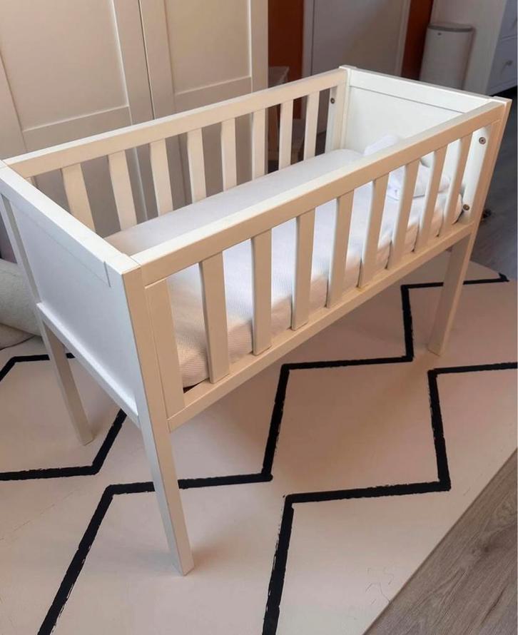 Baby wiegje TROLL (Incl. matras en aerosleep), Enfants & Bébés, Berceaux & Lits, Comme neuf, Enlèvement