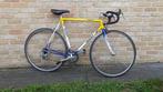 Oude koersfiets Giant in goede staat , nieuwe banden, Fietsen en Brommers, Fietsen | Racefietsen, Ophalen, 28 inch, Gebruikt, Giant