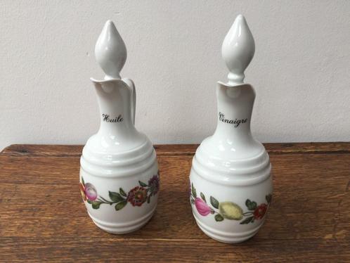 Deux fioles (huile et vinaigre) en porcelaine de Paris, Antiquités & Art, Antiquités | Porcelaine, Enlèvement ou Envoi