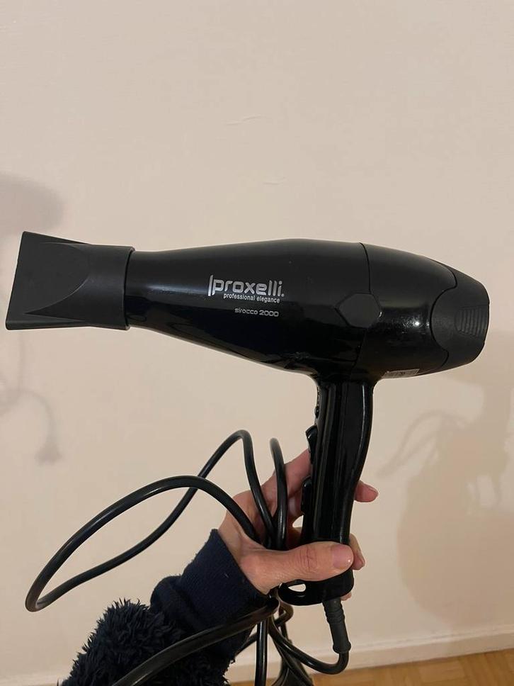 Sèche-cheveux PROXELLI Sirocco 2000.watt - 25 €, Handtassen en Accessoires, Uiterlijk | Haarverzorging, Zo goed als nieuw, Haardroger